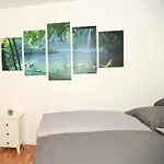 Am Schlosspfad شقة